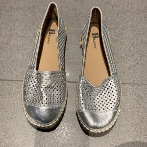 Silver soft Browns shoes worn once size 38 made in Spain